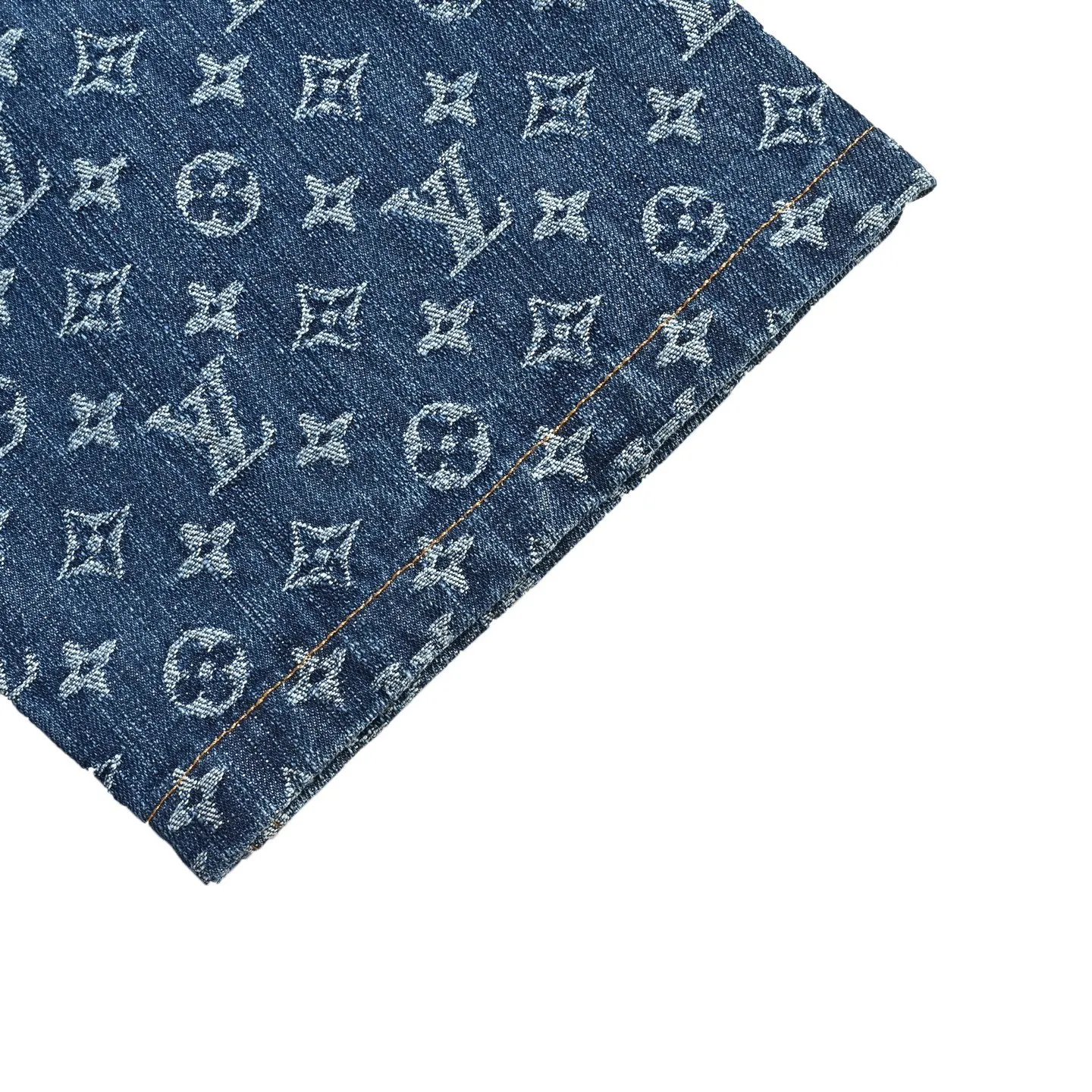 Louis Vuitton/